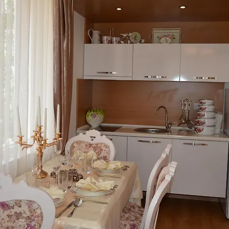 Апартаменты Sweet Homes 5 Солнечный берег