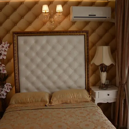 Apartment Sweet Homes 5 *